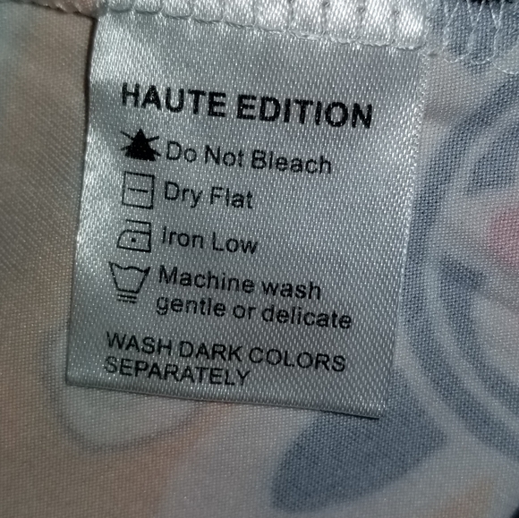 😶HAUTE EDITION Extremely HOT Medallion Sleeveless Shift Dress, Sun in fun 1 - Picture 8 of 8